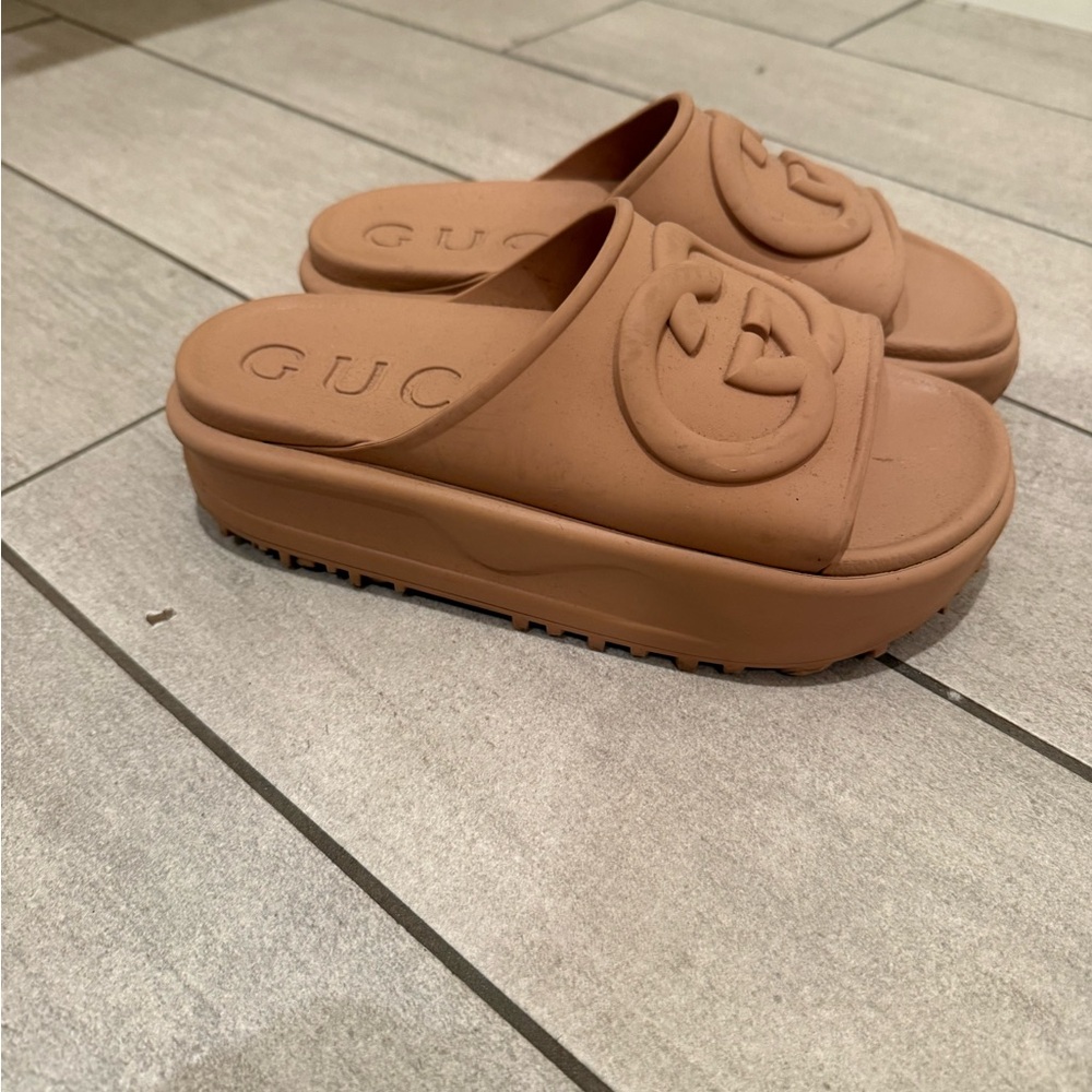 Gucci Tan Platform Slide Sandals with Raised GG